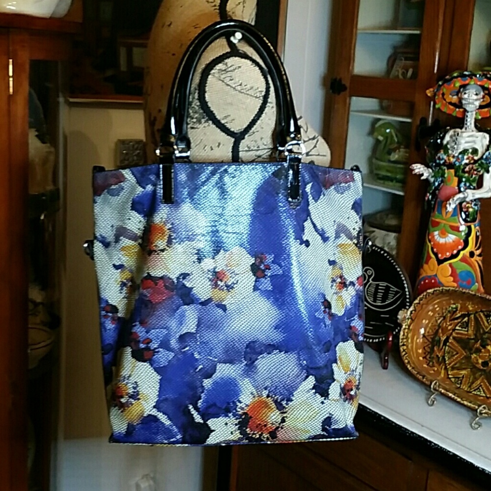 Sharif Leather Tote, Reversible